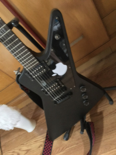 エピフォン　エクスプローラー　ギター　中古