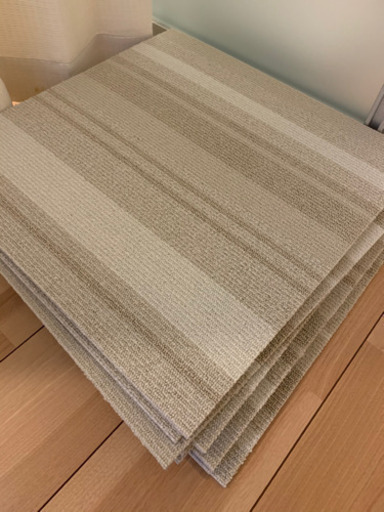 滑り止め付きカーペット