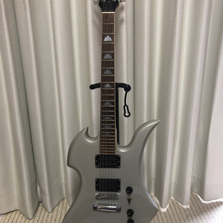 モッキンバード型エレキギター