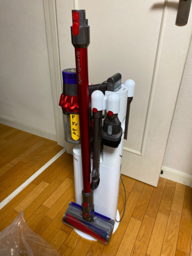 dyson cyclone v10 (フロアドック付き)