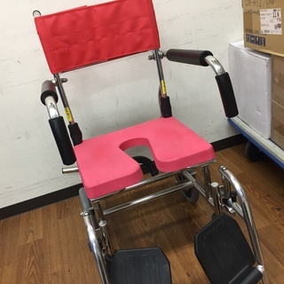 【取りに来られる方限定】 KAWAMURAのシャワー用車椅子です！