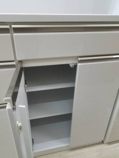 未使用 アウトレット家具 2面食器棚 糸島福岡唐津　0619-01