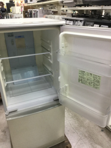 【6ヶ月間の保証付き】SHARP(シャープ)　137L　2ﾄﾞｱ冷蔵庫【トレファク越谷店】