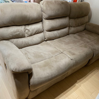 【引取者決定】電動リクライニング2〜3人がけソファーの画像