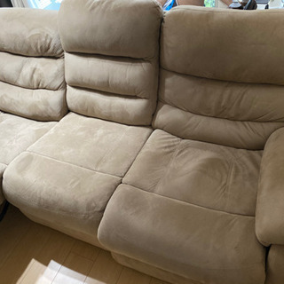 【引取者決定】電動リクライニング2〜3人がけソファーの画像