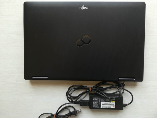 (お打合せ中)ノートパソコン(G) 富士通 LIFEBOOK A572/E CPU:core i3 メモリ:4GB SSD:120GB