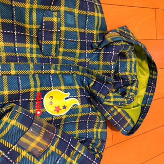 【美品】ボーイズ　スキーウェア⚫︎手袋⚫︎プラスチックスキーセットの画像