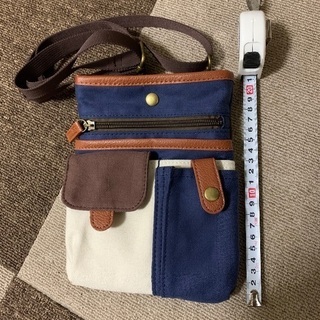 メンズ　ショルダーバッグの画像