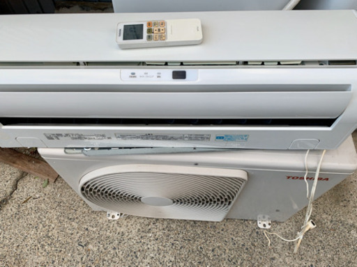 東芝エアコン　10畳用　2016年 RASー2856V 中古