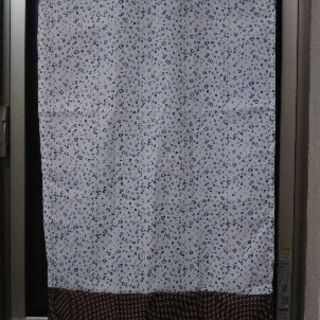 小窓用カーテン