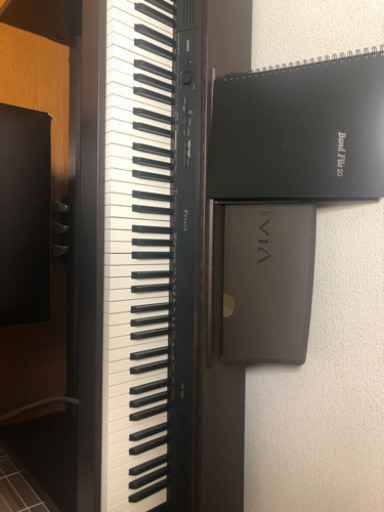 CASIO 電子ピアノ
