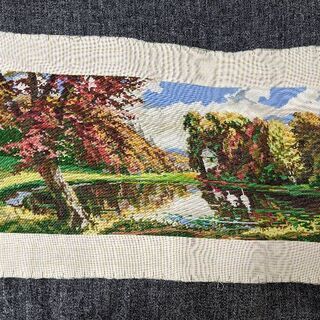 ヨーロッパ式刺繍絵タペストリー:  At the River ヨーロッパ式刺繍絵タペストリー: At the River