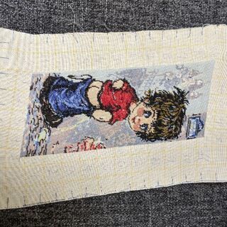 6/21までに! ヨーロッパ式刺繍絵タペストリー: Peeing Boy