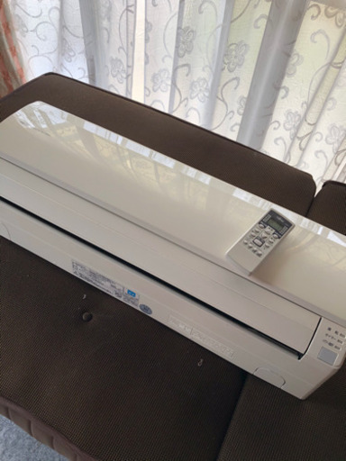 FUj iTSUルームエアコン(ほぼ未使用品)激安お買い得‼️室外機セット