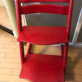 STOKKEトリップトラップチェア　レッド