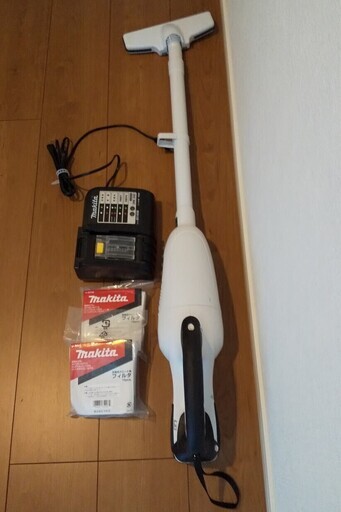 マキタ充電式掃除機（コードレス）