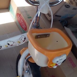 幼児用鉄馬12インチスヌーピー柄本格派ノーパンクタイヤ式３千円売りの画像