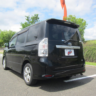 カ－マッチは貴方のカ－ライフを応援します！ ★自社ローン★保証人無★トヨタ　ＶＯＸY★車検付の画像