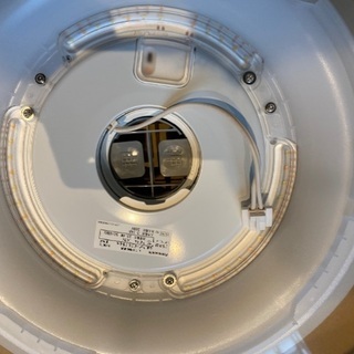 使用期間3ヶ月　LEDシーリングライト HH-CE0894A [8畳 /リモコン付き]の画像