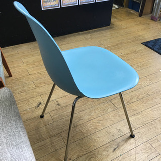 Vitra社 EAMES イームズ エッフェルベース サイドシェルチェア