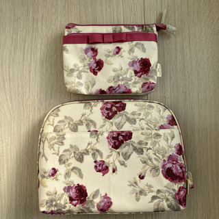 【未使用】ローラアシュレイのポーチセット