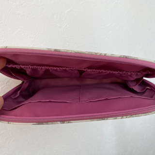 【未使用】ローラアシュレイのポーチセットの画像