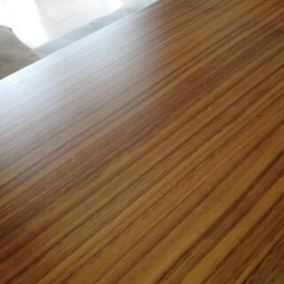 こたつテーブルの画像