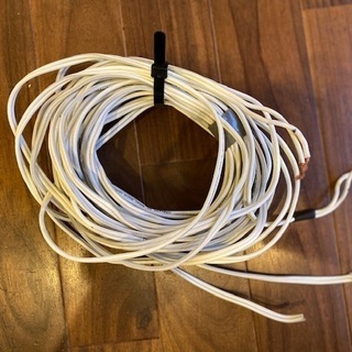美品！BOSE　壁掛けスピーカー２個の画像