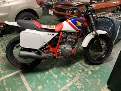 FTR トリコロール　6600キロ　女性ライダー　美品　ワイヤーロック　カバー　ツール　全てついてます