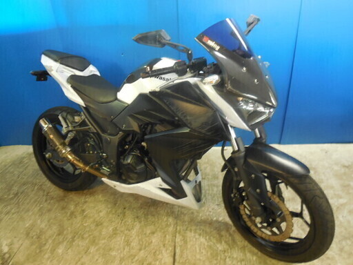 KAWASAKI Z250 白/黒 激安配送キャンペーン 諸経費無し 消費者還元店 点検済み 当日お渡し可 自賠責保険加入で乗れます 横浜 都筑 宮前