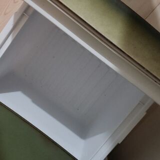 アンティーク2ドアタイプ冷蔵庫の画像