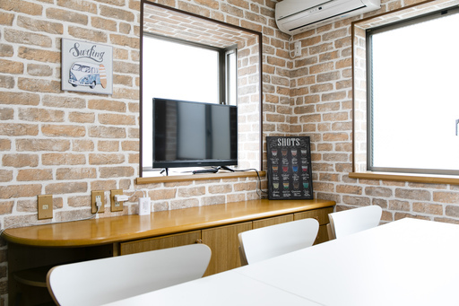 maxzen 32型　テレビ