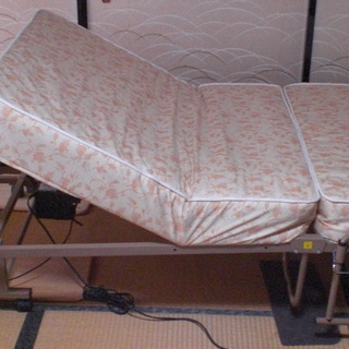 電動リクライニングベット