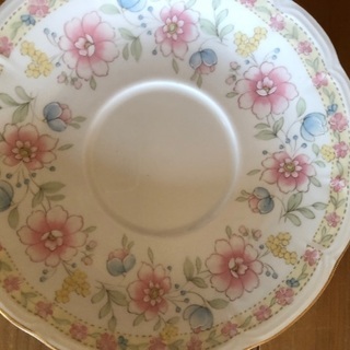 カップアンドソーサーの画像