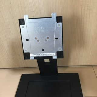 2500円で売ります。送料無料。ディスプレイスタンドのみです。