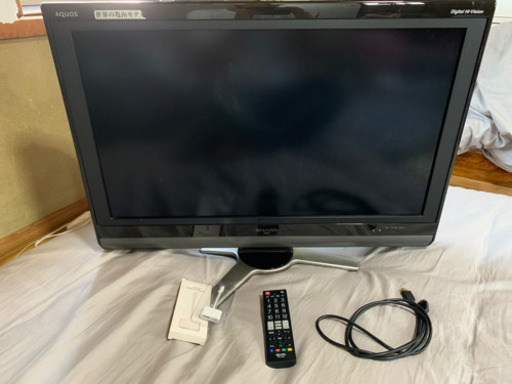 SHARP 32型　2010年製