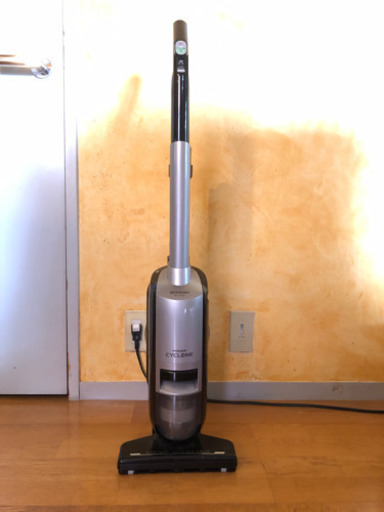 【ほぼ新品】スティック掃除機