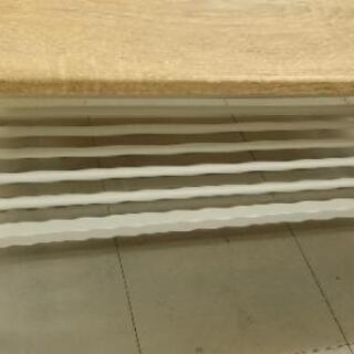 お洒落なローテーブル　綺麗ですの画像