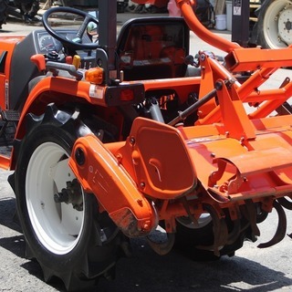 SOLD OUT】クボタ トラクター GB15 15馬力 パワステ 4WD 自動水平