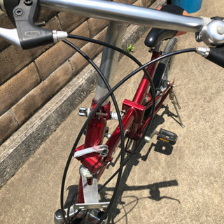折り畳み自転車の画像