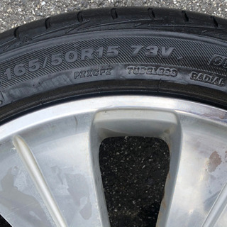 ロクサーニホイールの画像