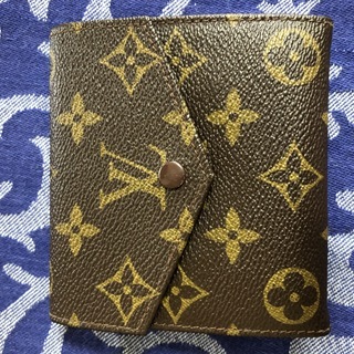 ルイヴィトン モノグラム 二つ折り財布の画像