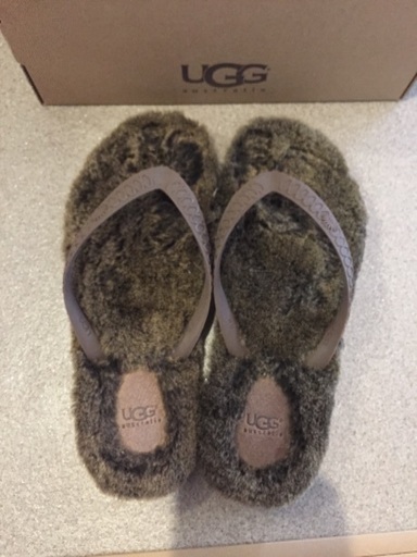 UGG もこもこ サンダル