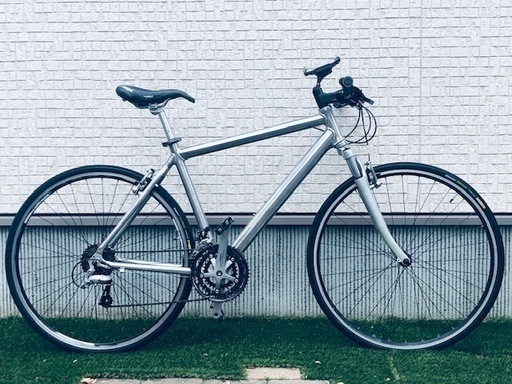 ☆引渡し決定☆GIANT クロスバイク　アルミ素地仕様　フロントサスペンション