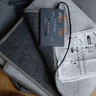 美品 新品同様  ニトリ   ホットカーペット  2畳用の画像