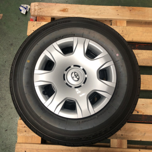 ハイエース6型 新車外し タイヤ4本