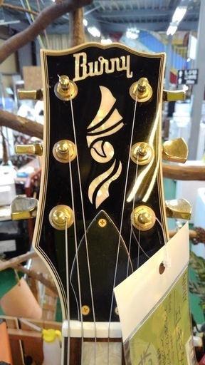 【店舗同時販売中】バーニー　レスポールタイプ　エレキギター　バンドやろうぜ