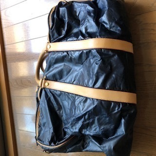 ハンティングワールド　ボストンバックの画像