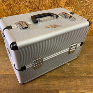 0621-6  ☆美品☆ 鍵付き　メイクボックス　アルミ　横幅37  