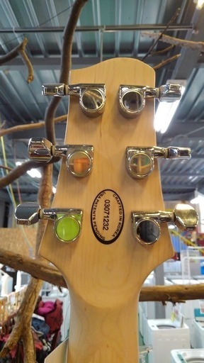 値下げしました【店舗同時販売中】LINE6　VARIAX500　モデリングギター　ジャンク品
